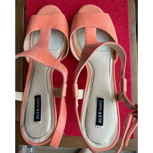 Women Shoes. Alex Marie T strap Style Giaddah Coral Sandal Sz 10 Leather 3' heel